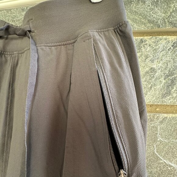 Lululemon License to Train Jogger - Picture 2 of 6